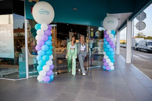 Mimma Gallery Avellaneda Ares Teixido y Bruna Bravo